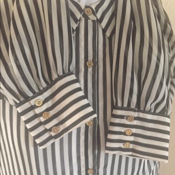 Stripped Button Up Blouse 👇CLOSE OUT👇 - Picture 6 of 7